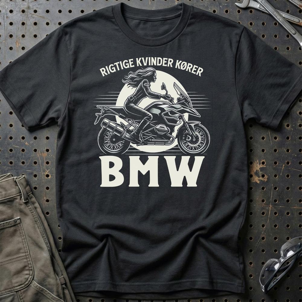 BMW Rigtige Kvinder Kører BMW - Unisex T-Shirt , Bomuld-Beklædning-BMW-Sort-S-Garage Culture Shop- garage - man cave - merchandise