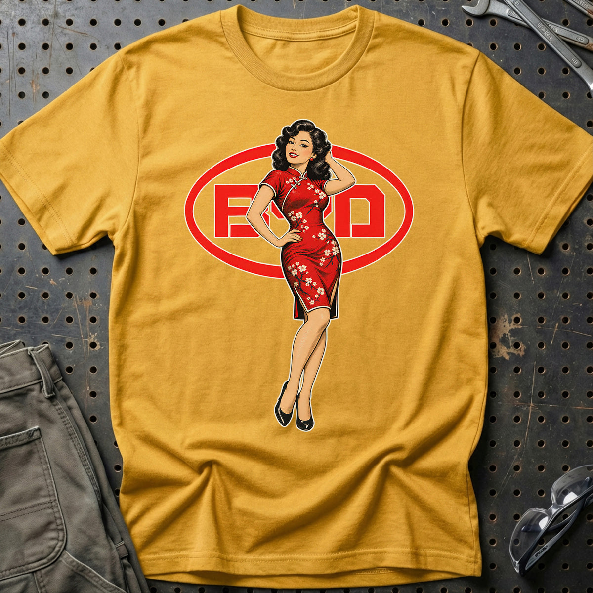 BYD Retro Pinup T-Shirt-Beklædning-BYD-Guld-S-Garage Culture Shop- garage - man cave - merchandise