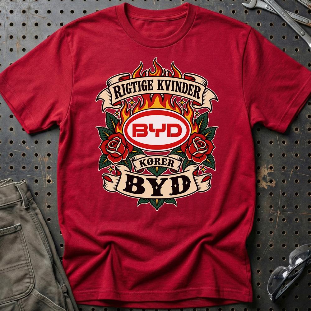 BYD Rigtige Kvinder Kører – Roser og Flammer T-Shirt-Beklædning-BYD-Rød-S-Garage Culture Shop- garage - man cave - merchandise