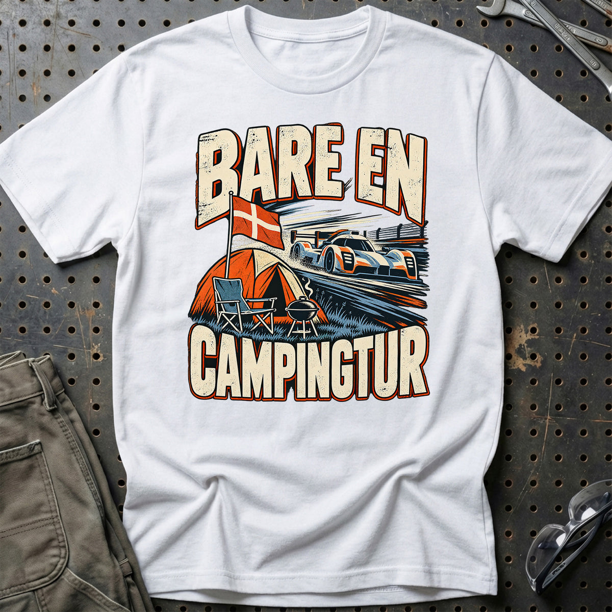
Produktbillede af Bare En Campingtur T-Shirt