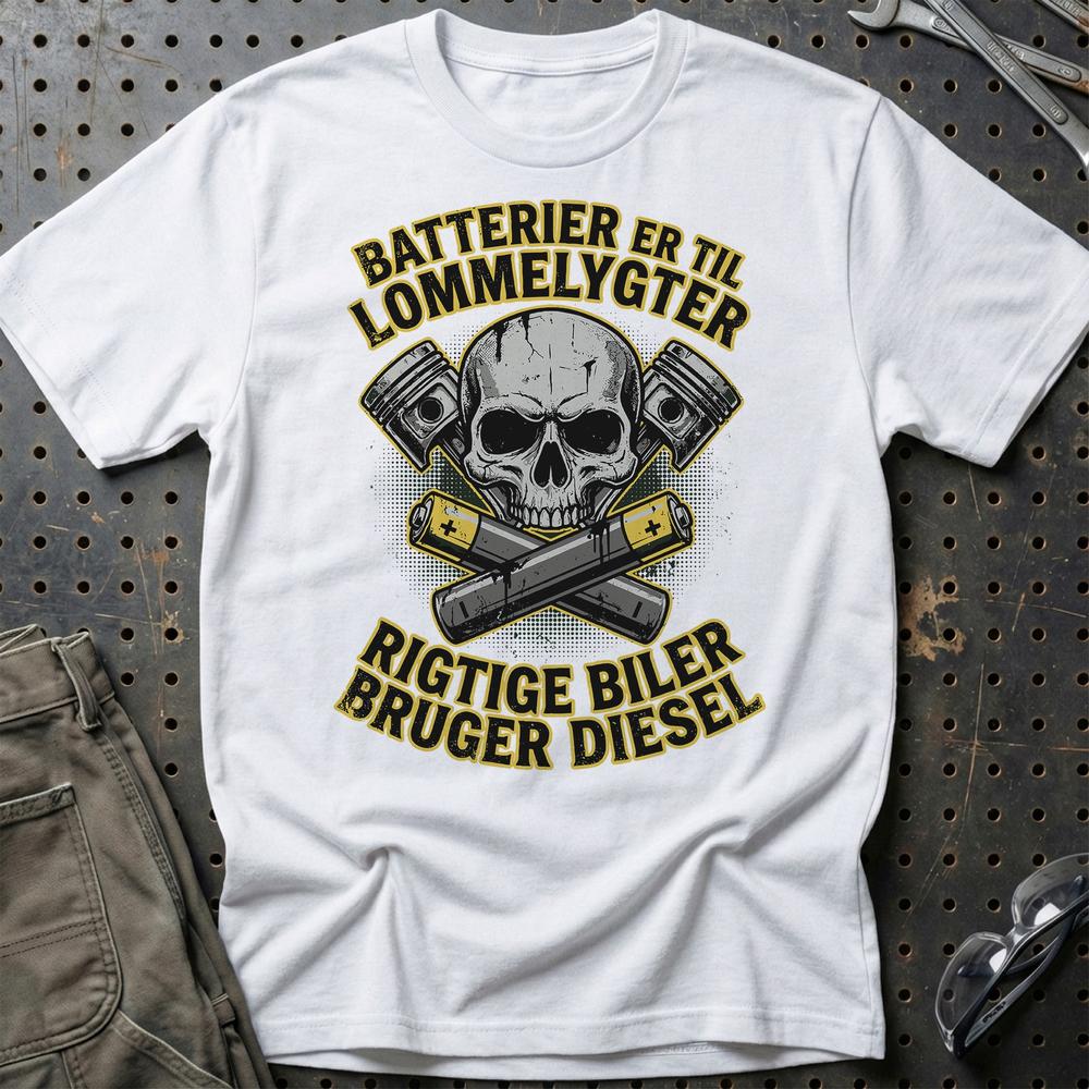 Batterier Er Til Lommelygter Rigtige Biler Bruger Diesel - Unisex T-Shirt , Bomuld-Beklædning-Garage Culture-Hvid-S-Garage Culture Shop- garage - man cave - merchandise