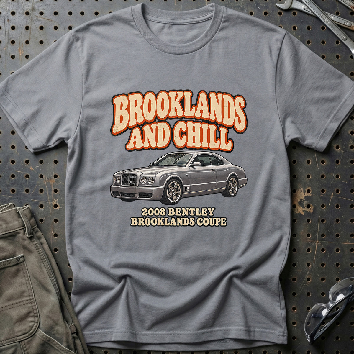 
Bentley Brooklands Coupe 2008 – Brooklands and Chill T-Shirt – Grå Sport