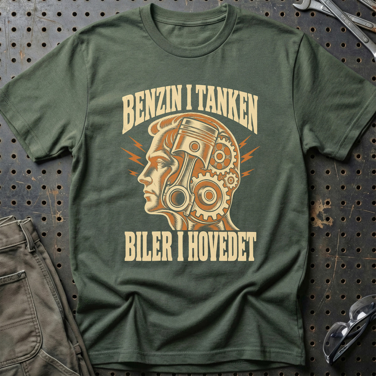 
Produktbillede af Benzin i tanken – Biler i hovedet T-Shirt