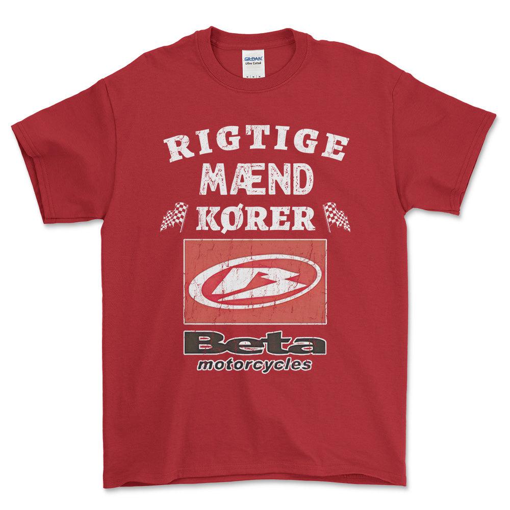 Beta Rigtige Mænd Kører - Unisex T-Shirt , Bomuld-Beklædning-Beta-Rød-S-Forside-Garage Culture Shop- garage - man cave - merchandise