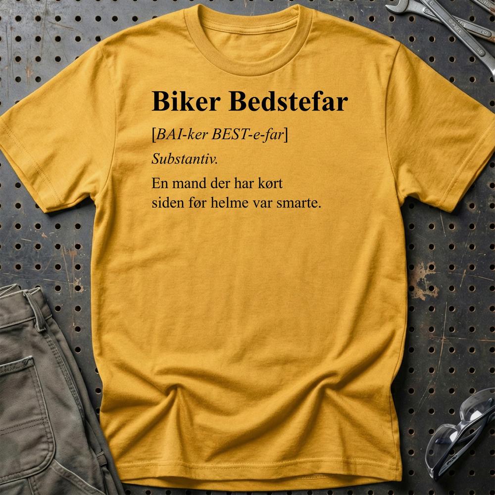Biker Bedstefar – Ægte MC Legende – Unisex T-Shirt , Bomuld-Beklædning-Garage Culture-Guld-S-Garage Culture Shop- garage - man cave - merchandise