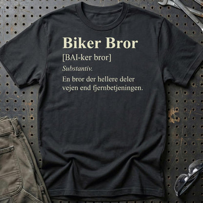 Biker Bror – Unisex T-Shirt , Bomuld-Beklædning-Garage Culture-Sort-S-Garage Culture Shop- garage - man cave - merchandise
