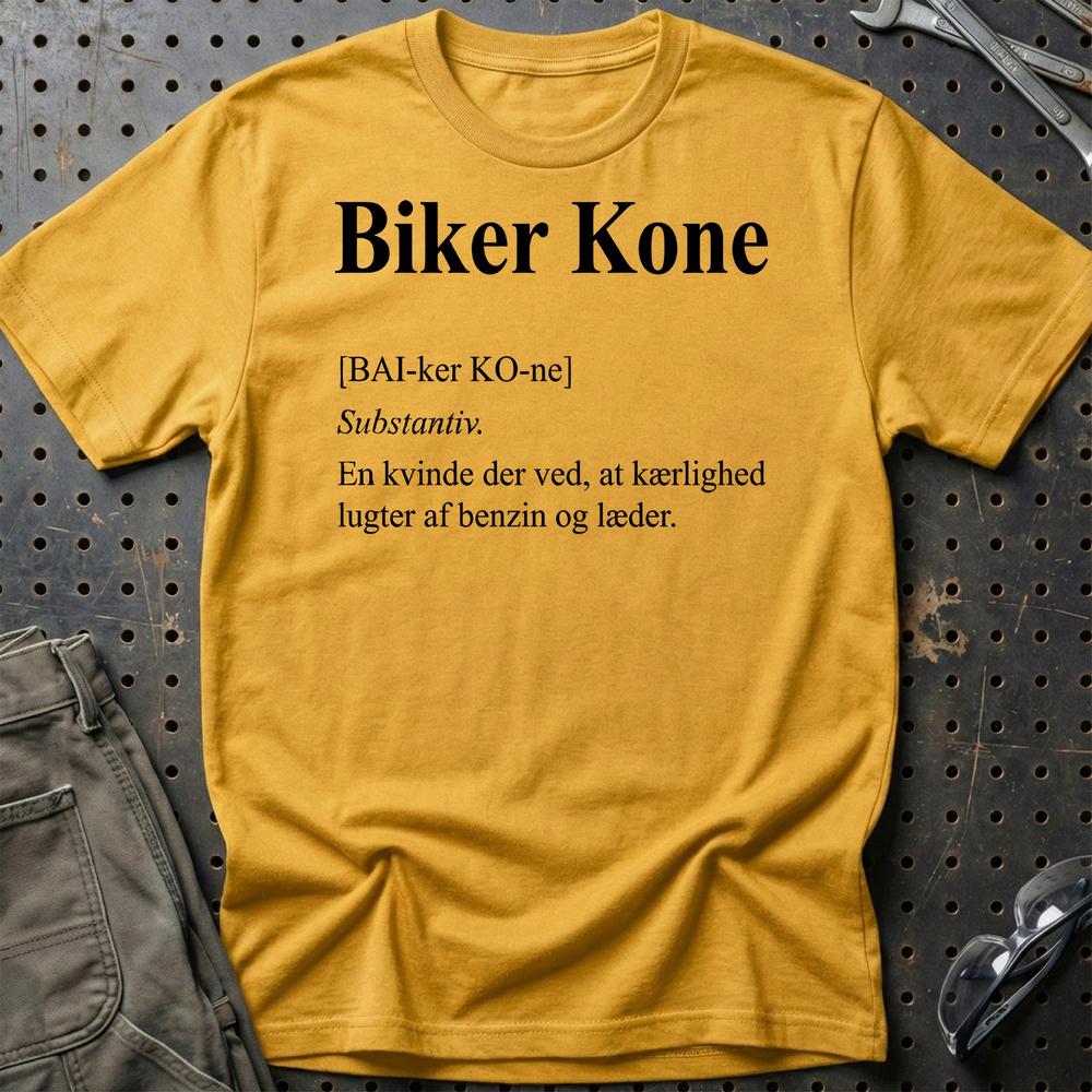 Biker Kone – MC Kærlighed – Unisex T-Shirt , Bomuld-Beklædning-Garage Culture-Guld-S-Garage Culture Shop- garage - man cave - merchandise