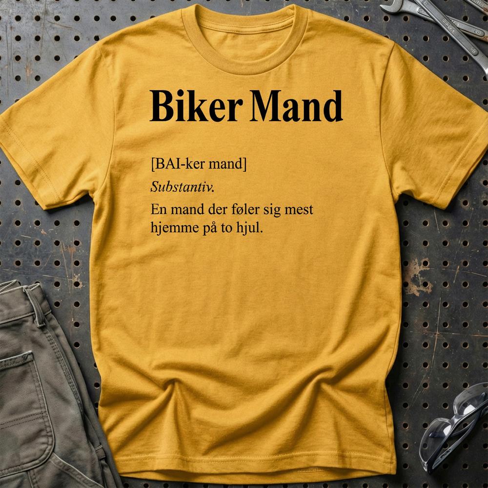 Biker Mand - Motorcykel Livsstil T-Shirt-Beklædning-Garage Culture-Guld-S-Garage Culture Shop- garage - man cave - merchandise
