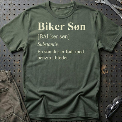 Biker Søn – Benzin i Blodet – Unisex T-Shirt , Bomuld-Beklædning-Garage Culture-Grøn Militær-S-Garage Culture Shop- garage - man cave - merchandise