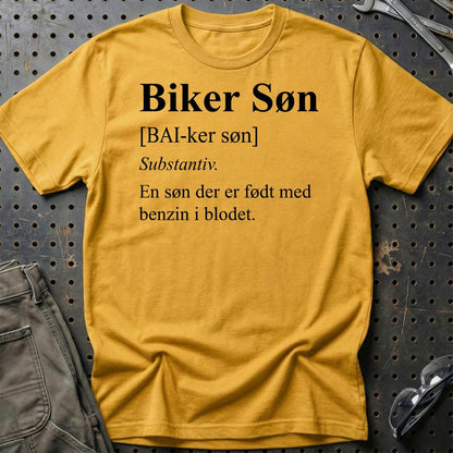 Biker Søn – Benzin i Blodet – Unisex T-Shirt , Bomuld-Beklædning-Garage Culture-Guld-S-Garage Culture Shop- garage - man cave - merchandise