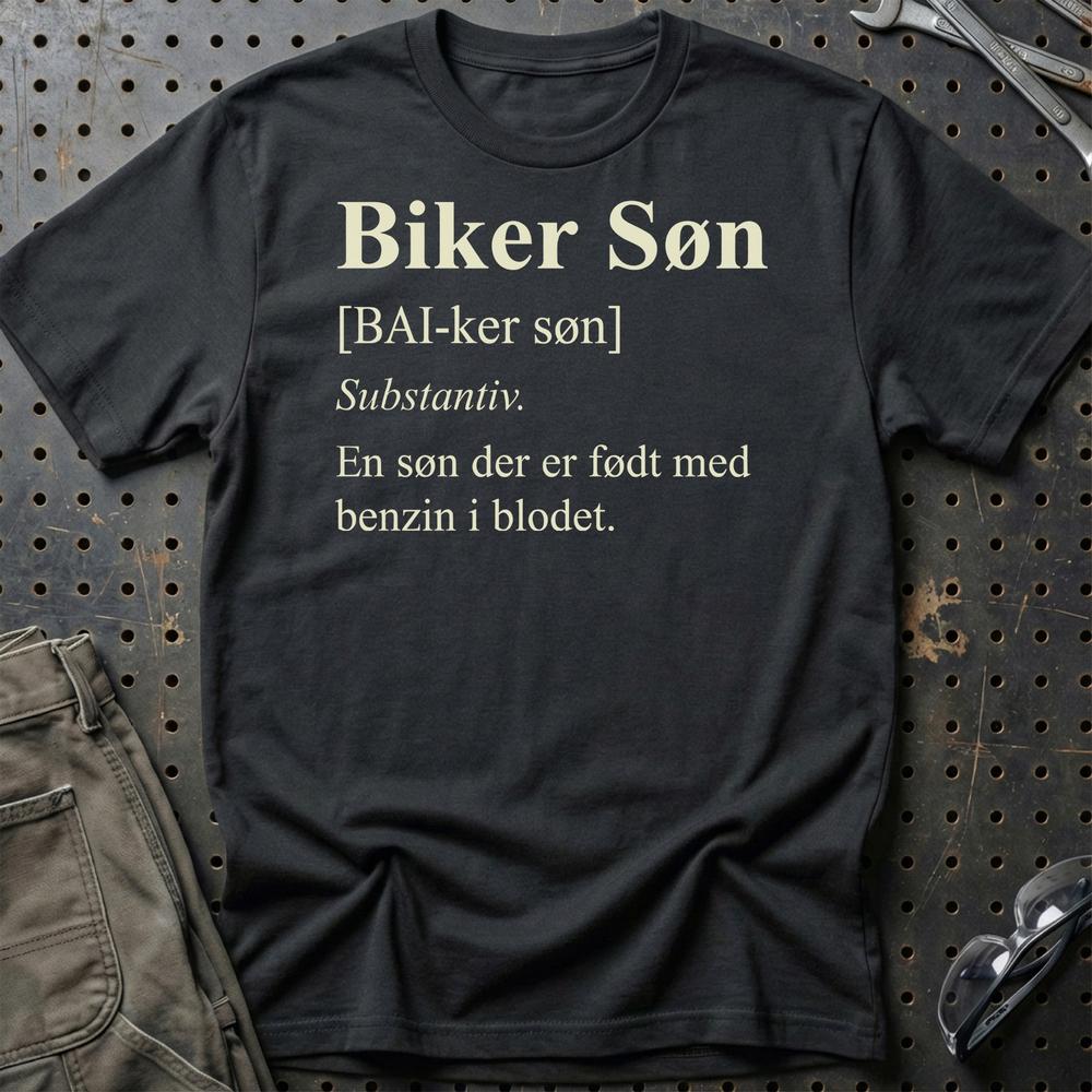 Biker Søn – Benzin i Blodet – Unisex T-Shirt , Bomuld-Beklædning-Garage Culture-Sort-S-Garage Culture Shop- garage - man cave - merchandise