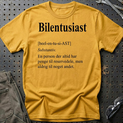Bilentusiast Livsstil - Unisex T-Shirt , Bomuld-Beklædning-Garage Culture-Guld-S-Garage Culture Shop- garage - man cave - merchandise