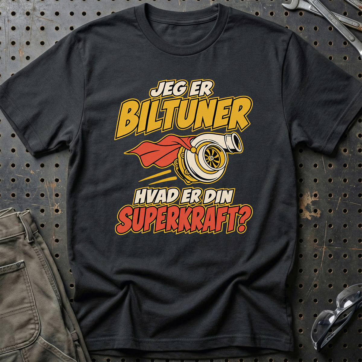 
Biltuner – Hvad er din superkraft? – Unisex T-Shirt – Sort