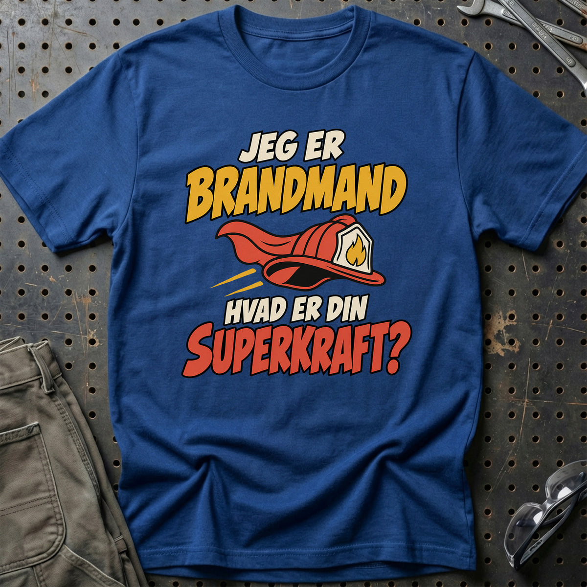 
Brandmand – Hvad er din superkraft? – Unisex T-Shirt – Blå Royal