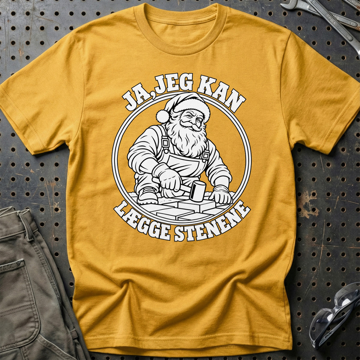 
Brolægger – Santa Kan Det – Jul T-Shirt – Guld