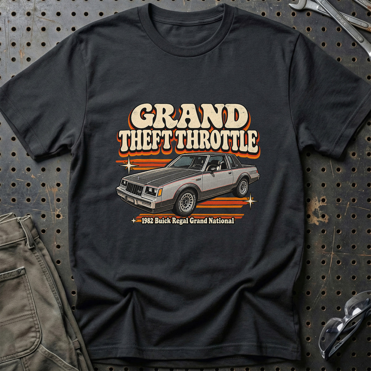 
Buick Regal Grand National 1982 – Grand Theft Throttle T-Shirt – Sort