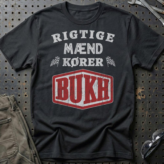 Bukh Rigtige Mænd Kører - Unisex T-Shirt , Bomuld-Beklædning-Bukh-Sort-S-Garage Culture Shop- garage - man cave - merchandise