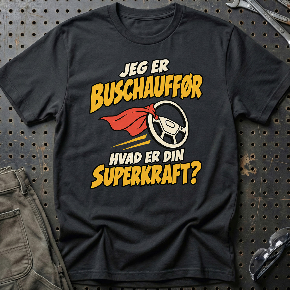 
Buschauffør – Hvad er din superkraft? – Unisex T-Shirt – Sort