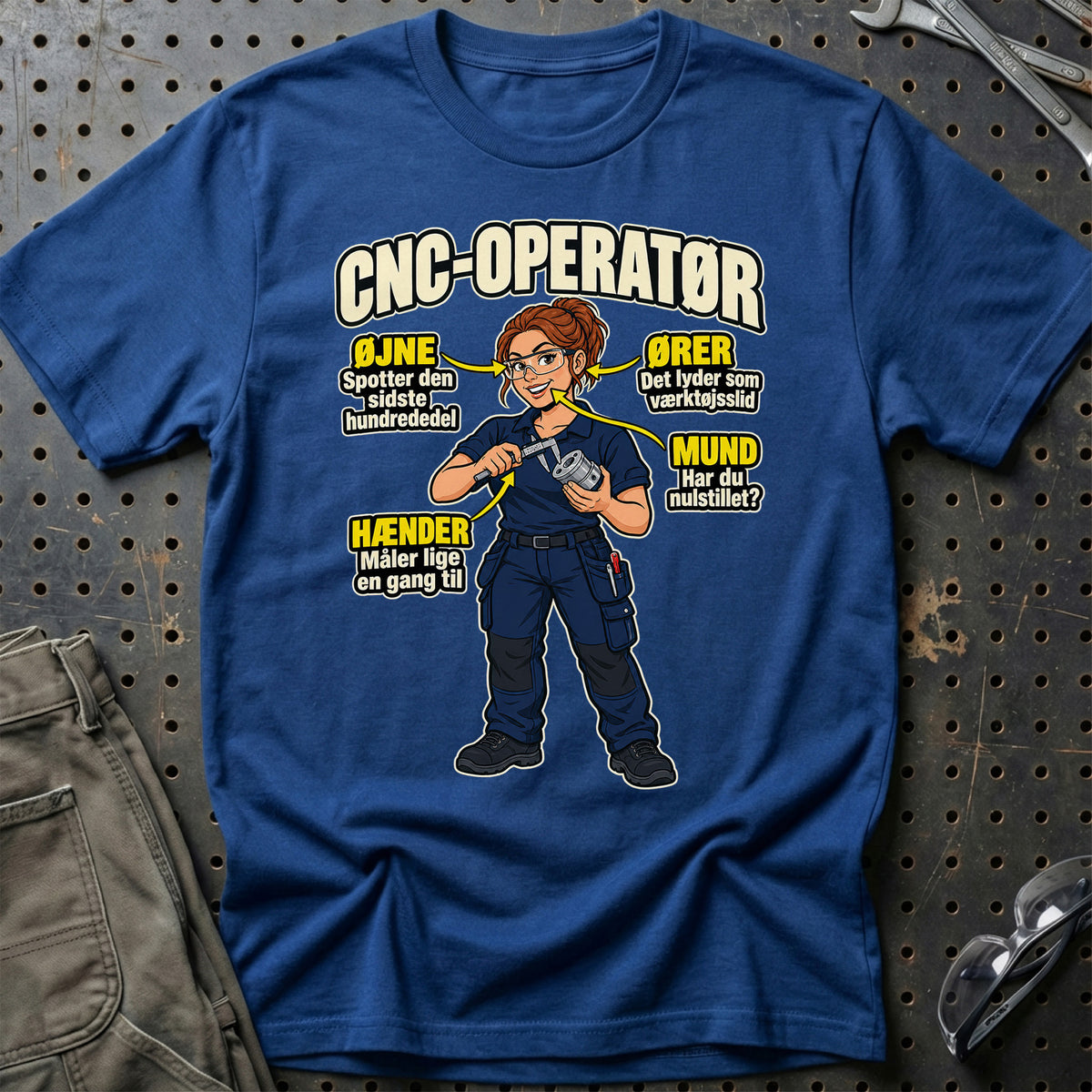 
Produktbillede af CNC-operatør – Anatomi T-Shirt