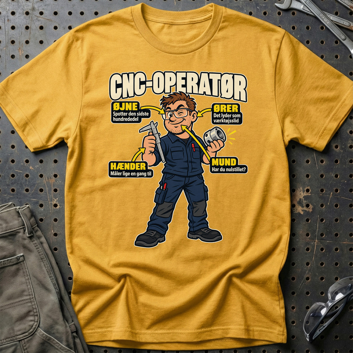 
Produktbillede af CNC-operatør – Anatomi T-Shirt