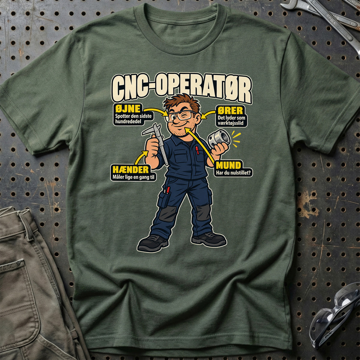 
Produktbillede af CNC-operatør – Anatomi T-Shirt