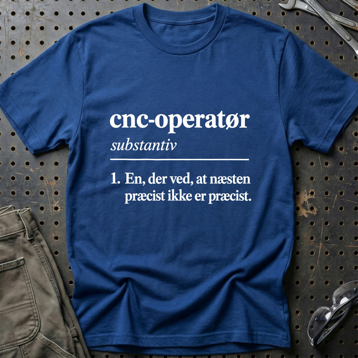 
CNC-operatør – Definition T-Shirt – Blå Royal