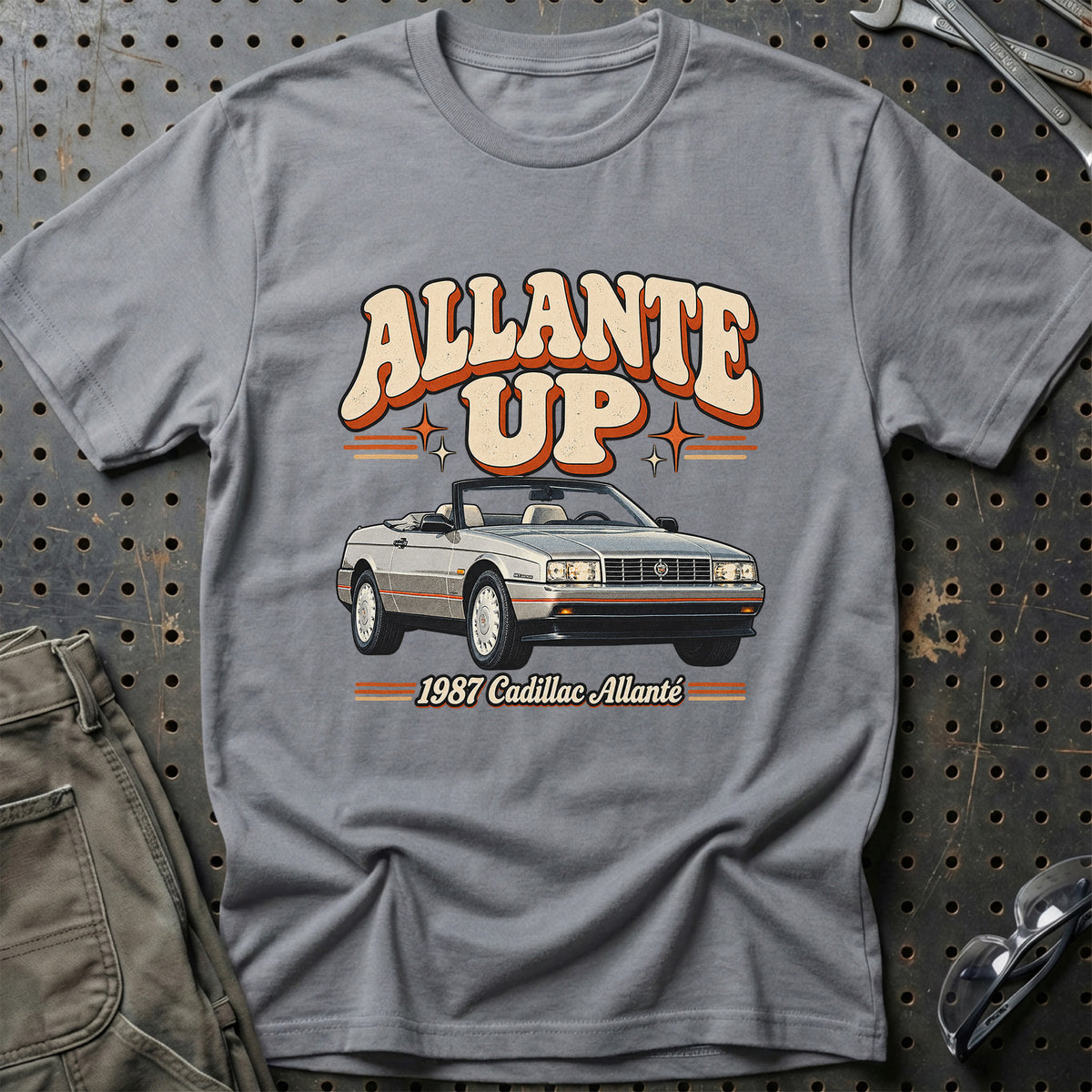 
Cadillac Allanté 1987 – Allanté Up T-Shirt – Grå Sport