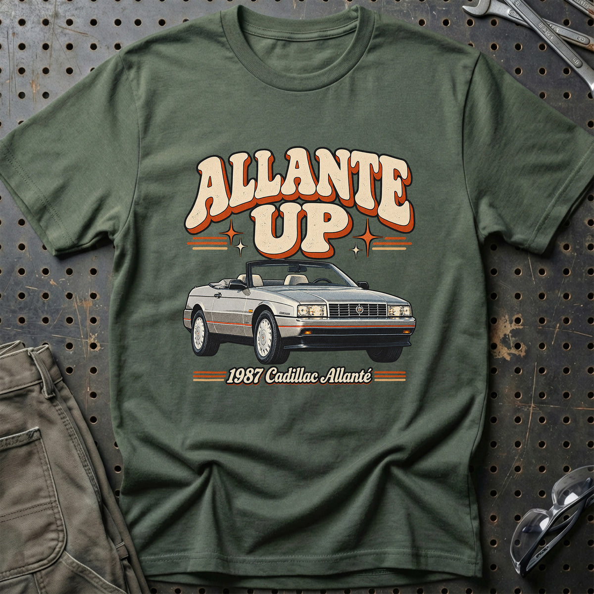 
Cadillac Allanté 1987 – Allanté Up T-Shirt – Grøn Militær