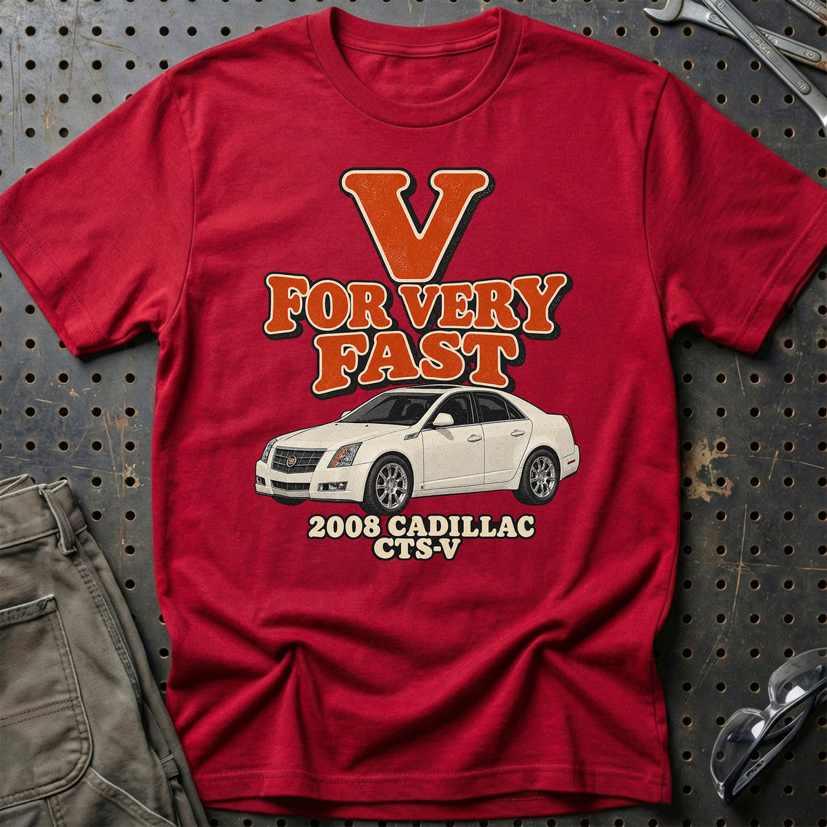 
Cadillac CTS-V 2008 – V for Very Fast T-Shirt – Rød