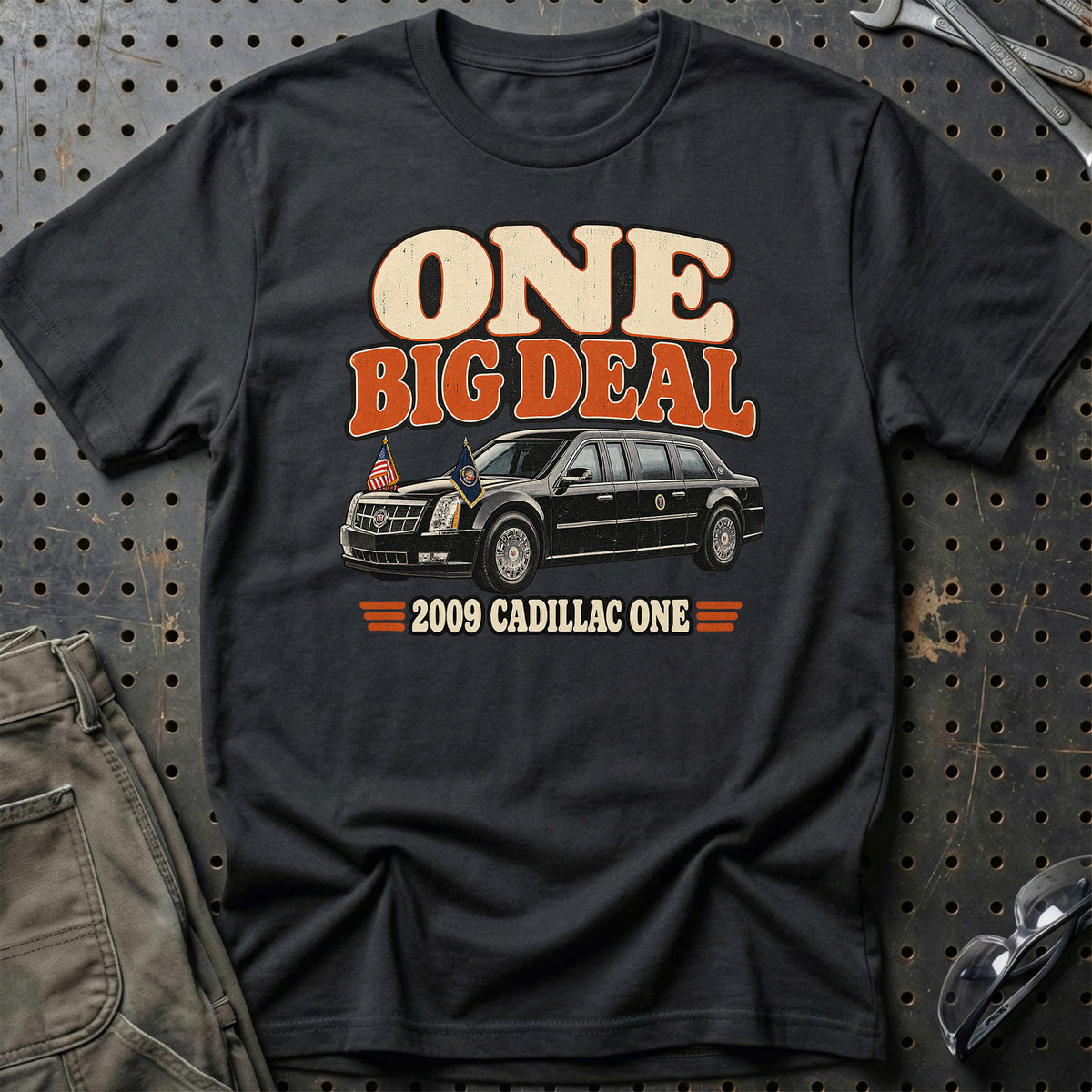 
Cadillac One 2009 – One Big Deal T-Shirt – Sort
