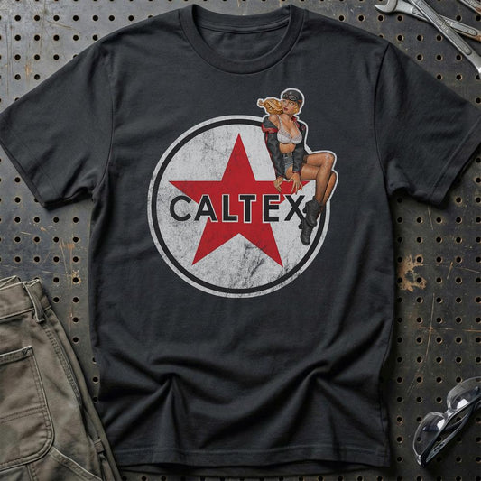 Caltex Pinup - Unisex T-Shirt , Bomuld-Beklædning-Motoroil-Sort-S-Garage Culture Shop- garage - man cave - merchandise
