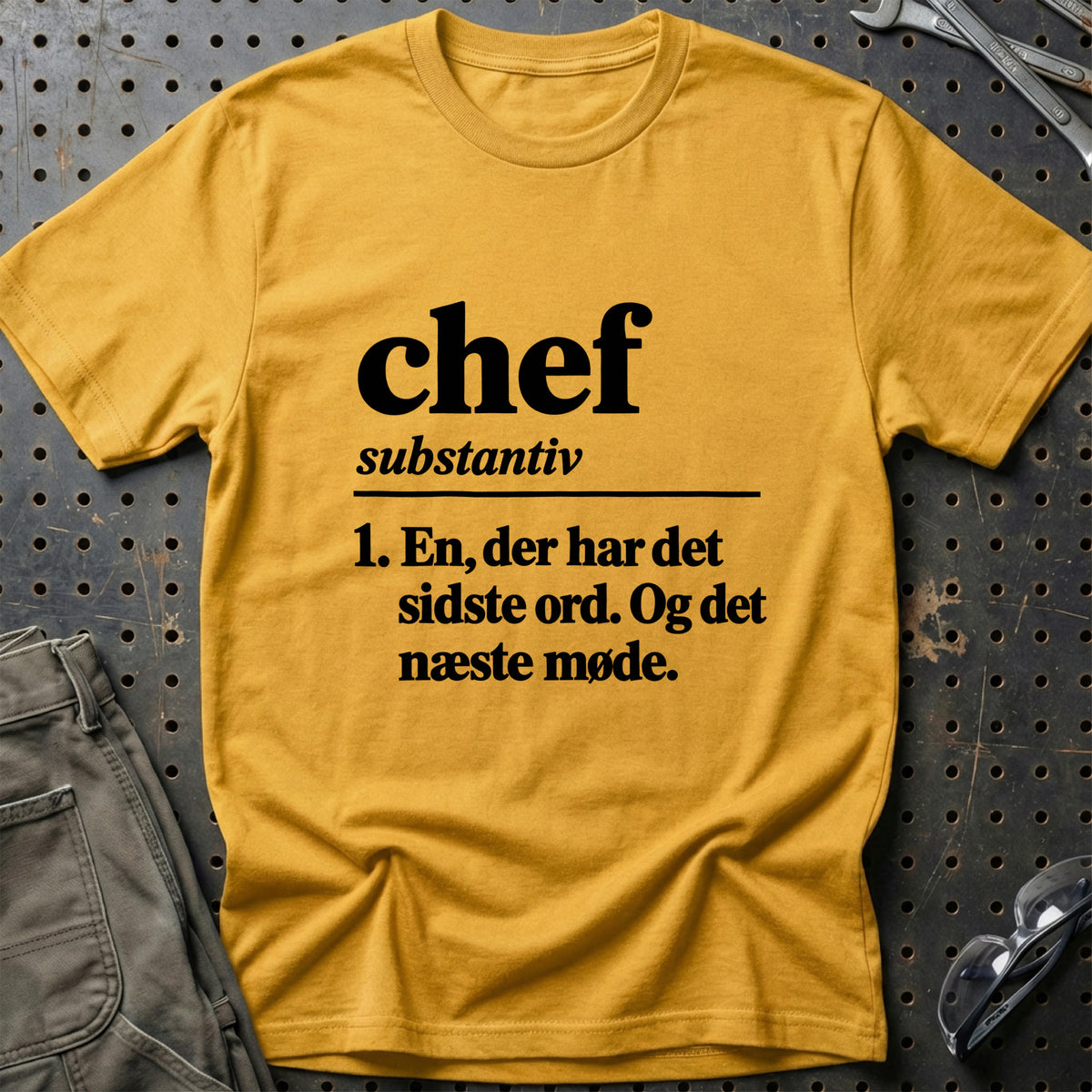 
Chef – Definition T-Shirt – Guld