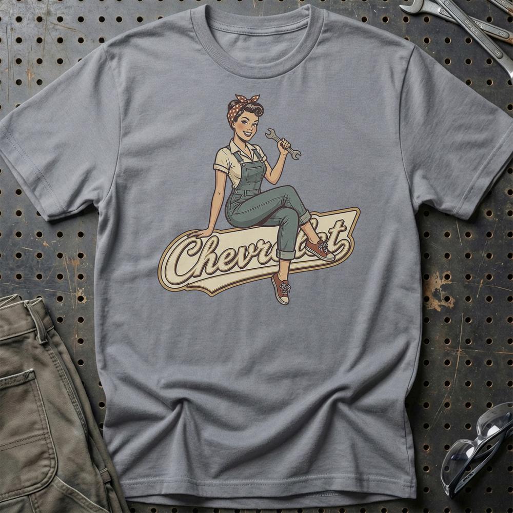 Chevrolet Pinup T-Shirt-Beklædning-Chevrolet-Grå Sport-S-Garage Culture Shop- garage - man cave - merchandise