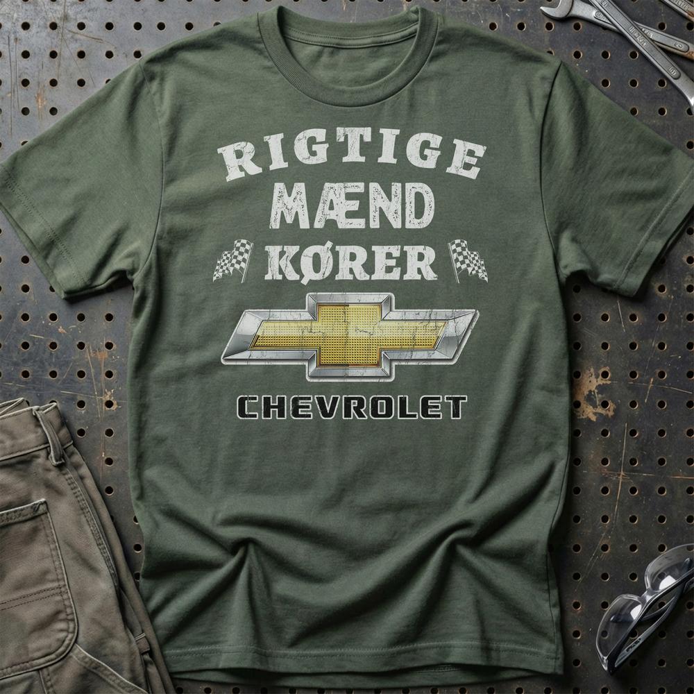 Chevrolet Rigtige Mænd Kører T-Shirt-Beklædning-Chevrolet-Grøn Militær-S-Garage Culture Shop- garage - man cave - merchandise