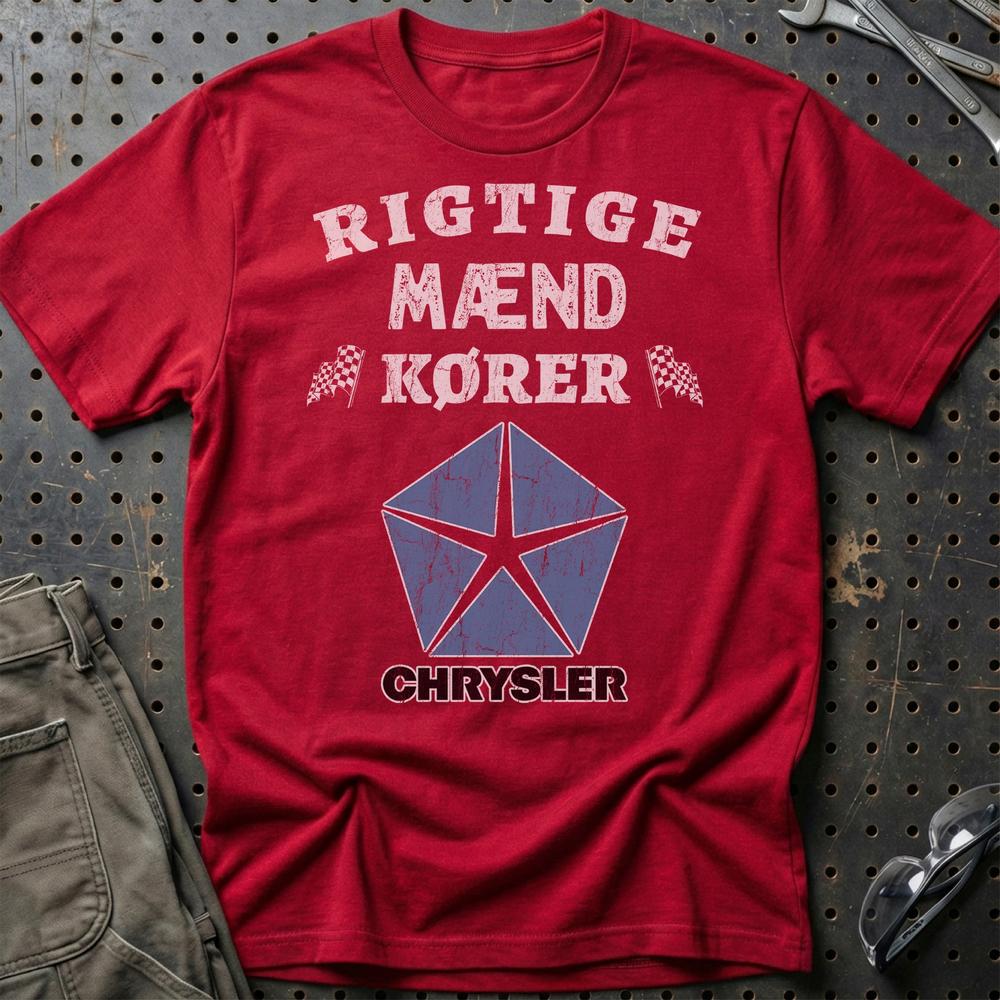 Chrysler Rigtige Mænd Kører - Unisex T-Shirt , Bomuld-Beklædning-Chrysler-Rød-S-Garage Culture Shop- garage - man cave - merchandise