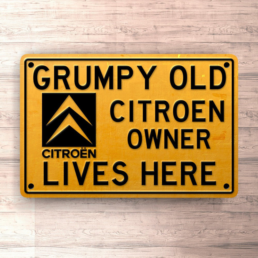 Citroen Grumpy Old Citroen Owner Lives Here Skilte, Musemåtte, Dørmåtte-Skilte-Citroen-Garage Culture Shop- garage - man cave - merchandise