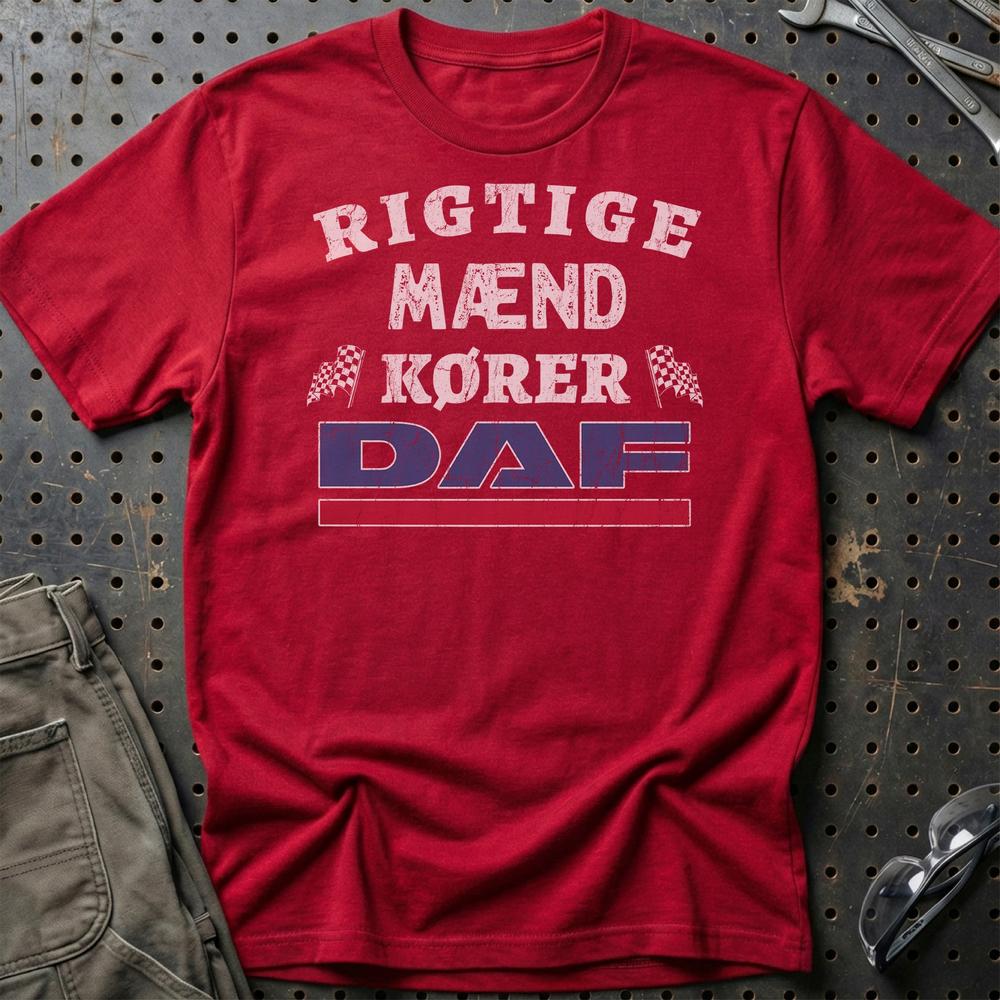 DAF Rigtige Mænd Kører - Unisex T-Shirt , Bomuld-Beklædning-DAF-Rød-S-Garage Culture Shop- garage - man cave - merchandise