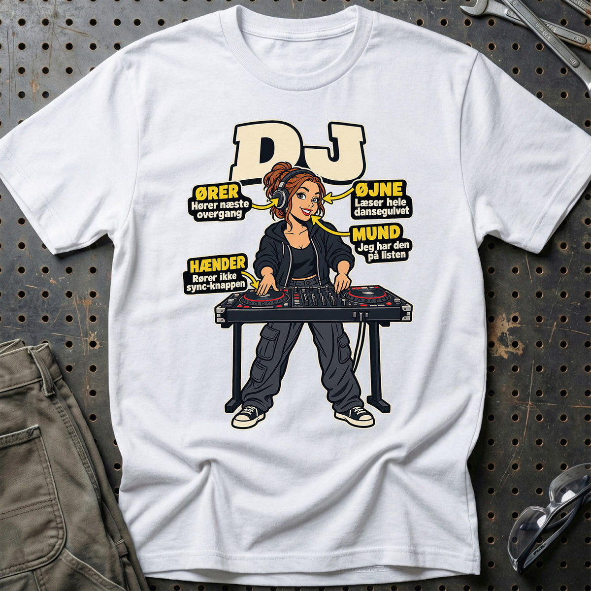
Produktbillede af DJ – Anatomi T-Shirt
