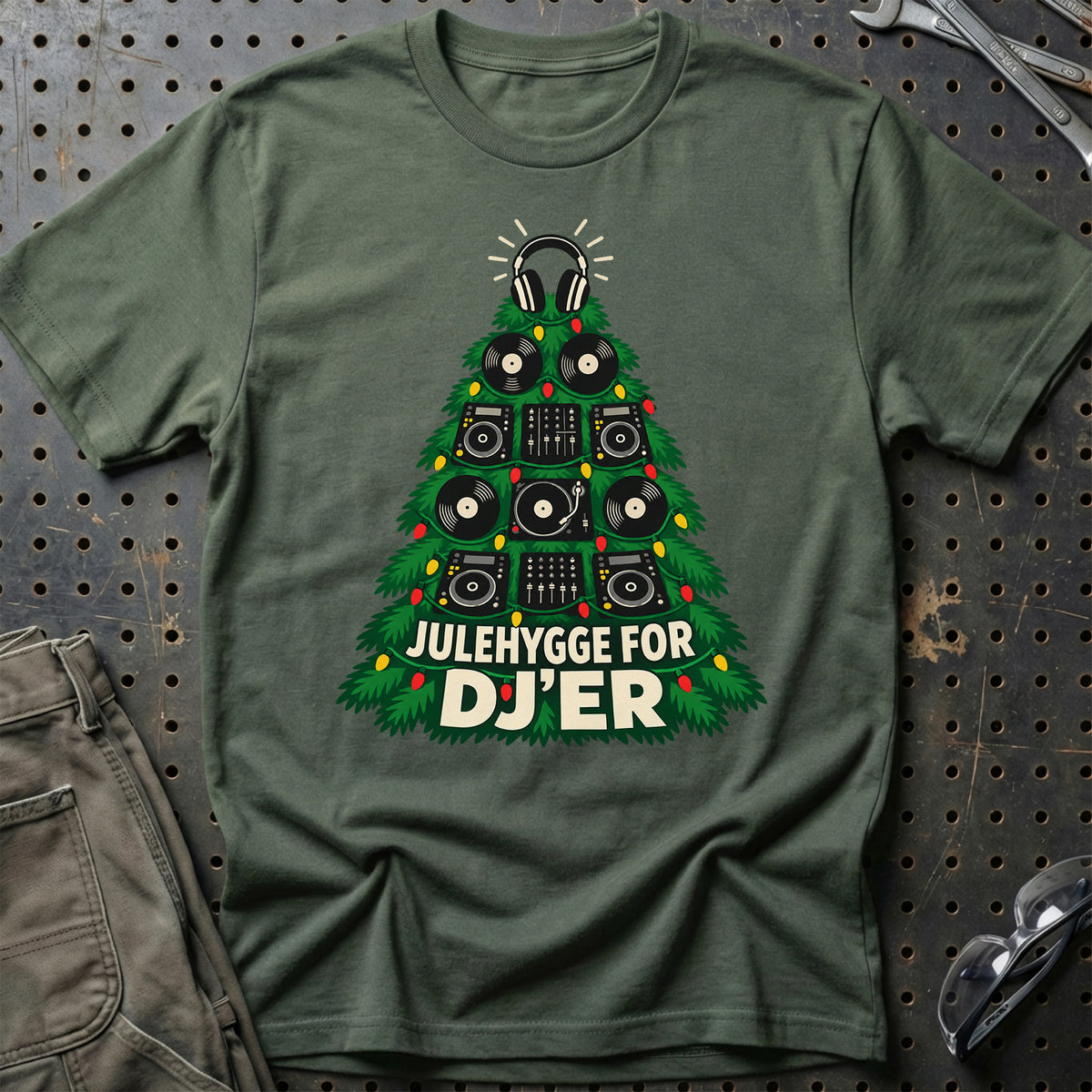 
DJ – Julehygge – Unisex T-Shirt – Grøn Militær