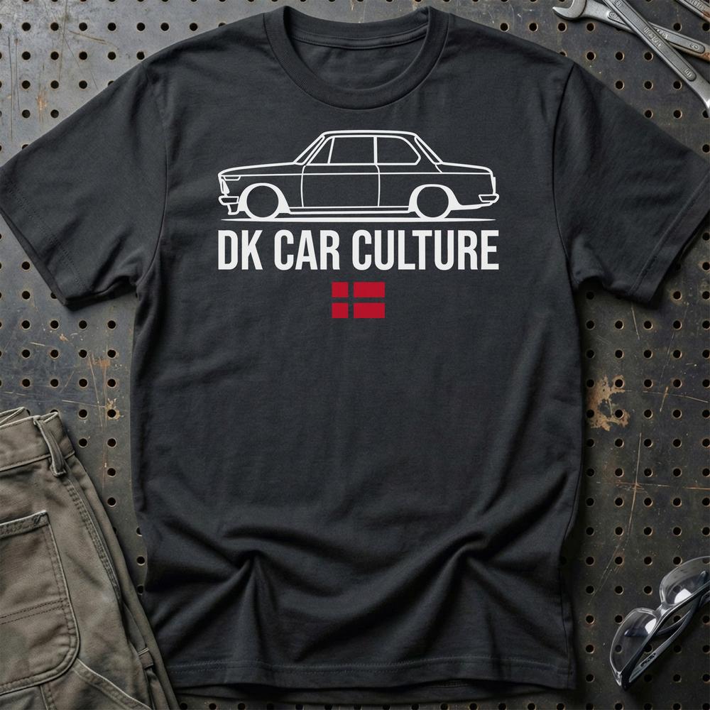 DK Car Culture - Klassisk Bil & Dansk Garage Liv T-Shirt-Beklædning-Garage Culture-Sort-S-Garage Culture Shop- garage - man cave - merchandise