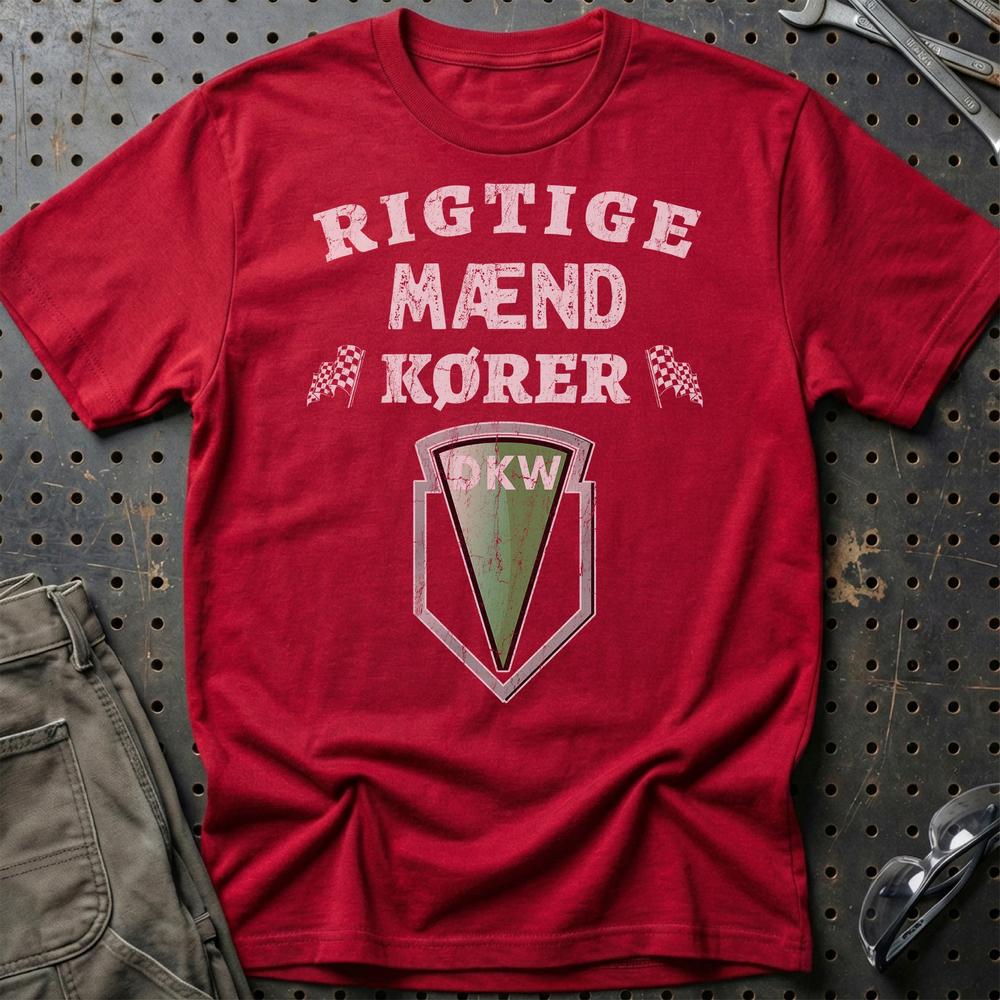 DKW Rigtige Mænd Kører T-Shirt-Beklædning-DKW-Rød-S-Garage Culture Shop- garage - man cave - merchandise