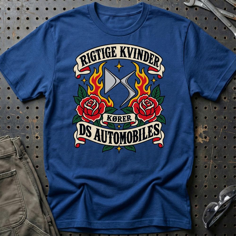 
Produktbillede af DS Automobiles Rigtige Kvinder Kører – Roser og Flammer T-Shirt