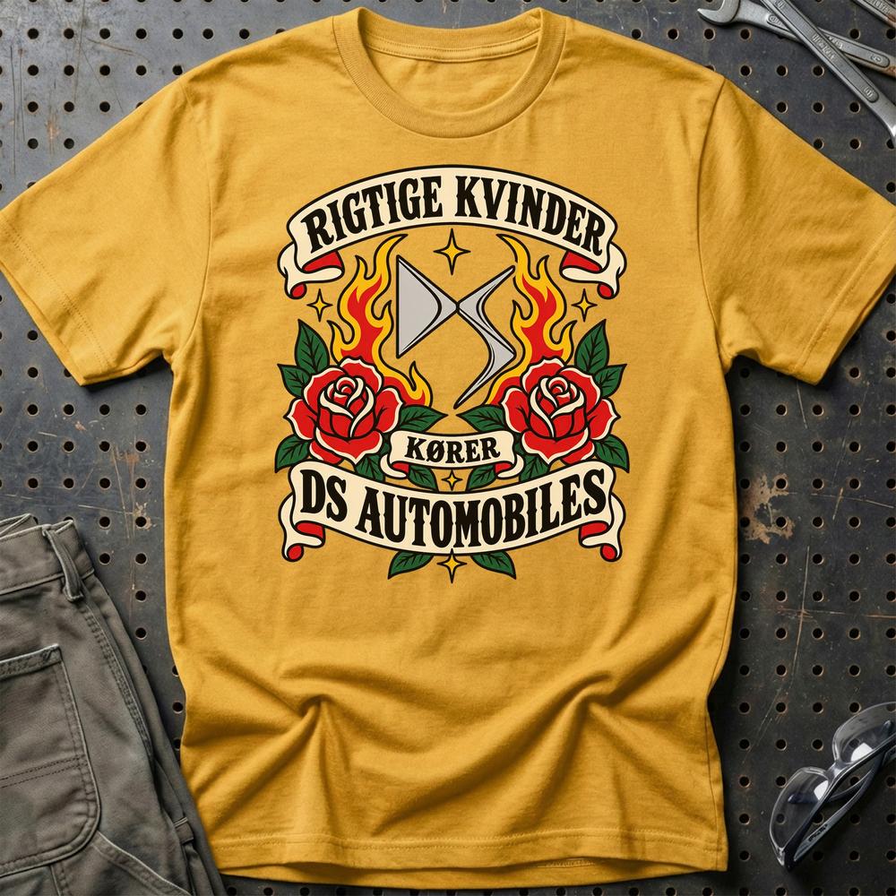 
Produktbillede af DS Automobiles Rigtige Kvinder Kører – Roser og Flammer T-Shirt