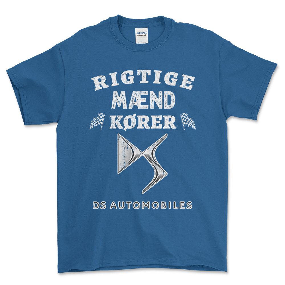 DS Automobiles Rigtige Mænd Kører - Unisex T-Shirt , Bomuld-Beklædning-DS Automobiles-Blå Royal-S-Forside-Garage Culture Shop- garage - man cave - merchandise
