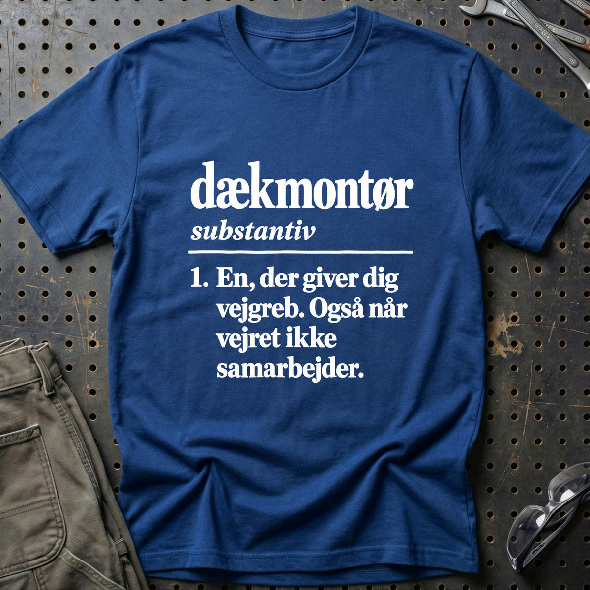 
Dækmontør – Definition T-Shirt – Blå Royal