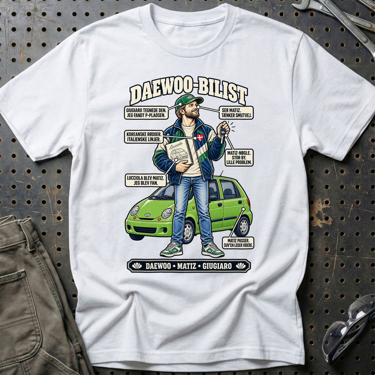 
Daewoo-Bilist T-Shirt – Hvid