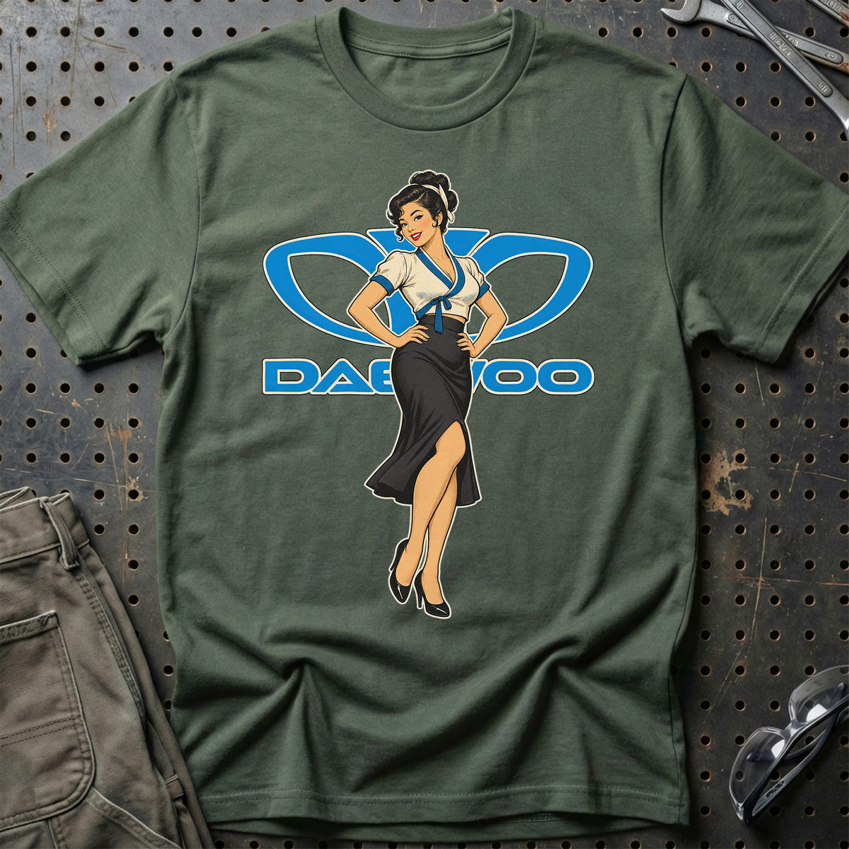 
Produktbillede af Daewoo Retro Pinup T-Shirt