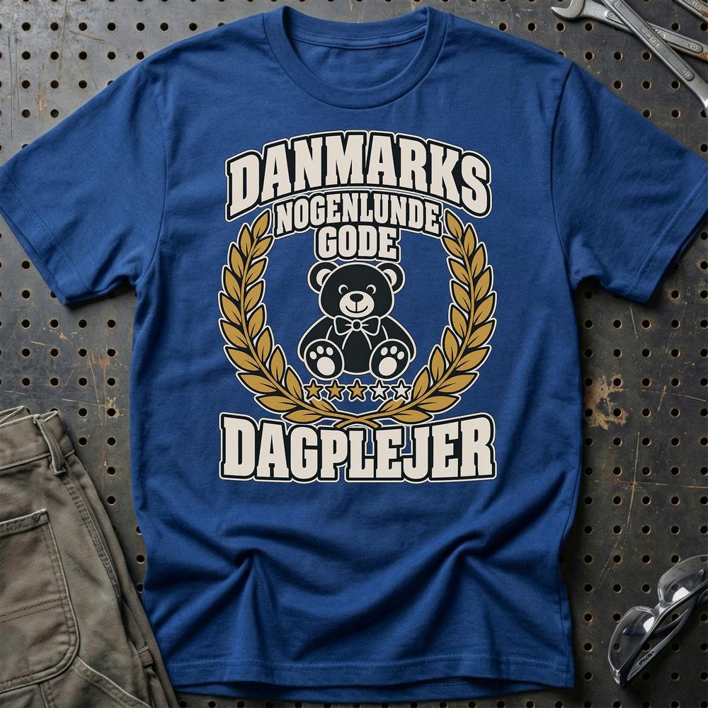
Produktbillede af Dagplejer – Danmarks Nogenlunde Gode T-Shirt