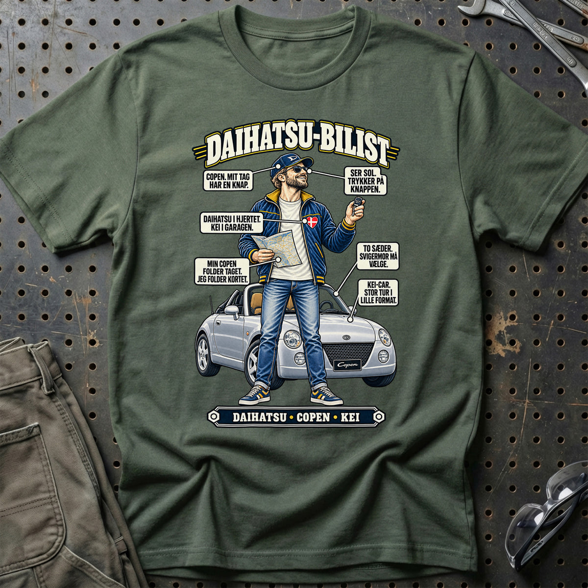 
Daihatsu-Bilist T-Shirt – Grøn Militær