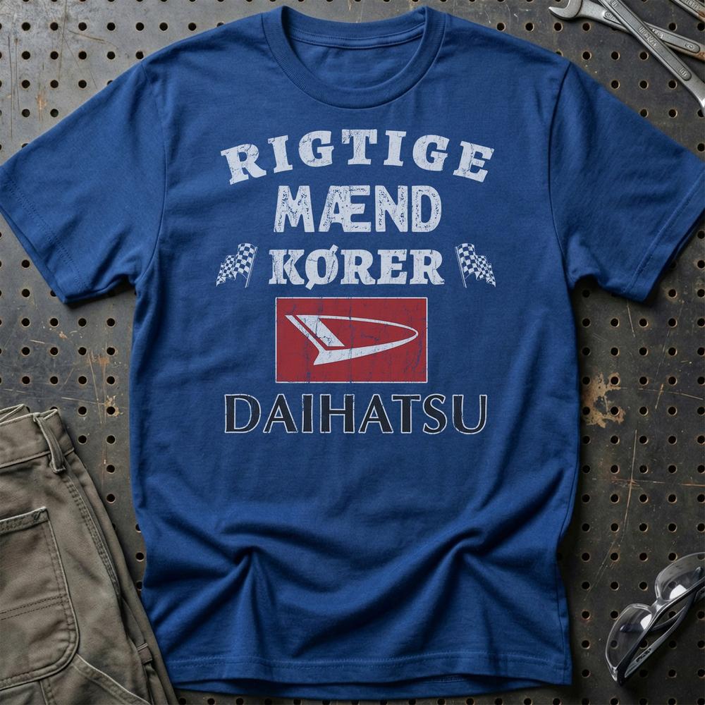 Daihatsu Rigtige Mænd Kører - Unisex T-Shirt , Bomuld-Beklædning-Daihatsu-Blå Royal-S-Garage Culture Shop- garage - man cave - merchandise